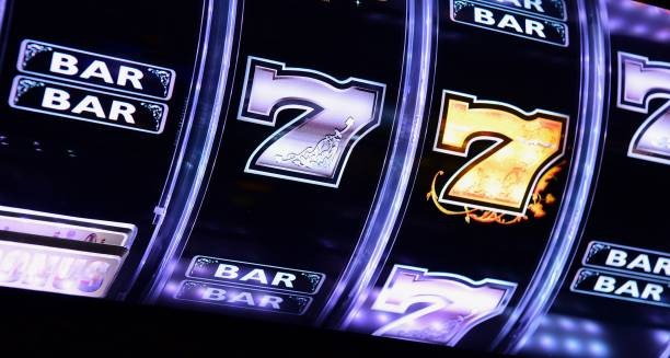 gaspol189 game library showing football, live dealer, slots, and esports categories