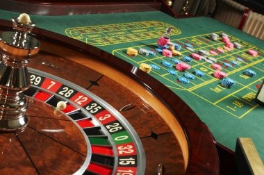 gaspol189 game library showing Dice, Slots, and Live Dealer categories side by side